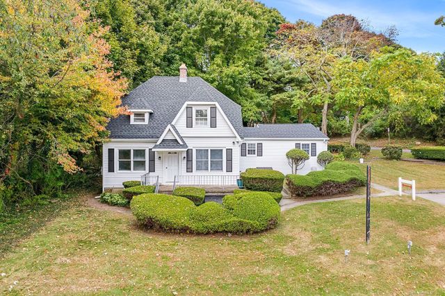 143 Boston Post Road, Waterford, CT 06385