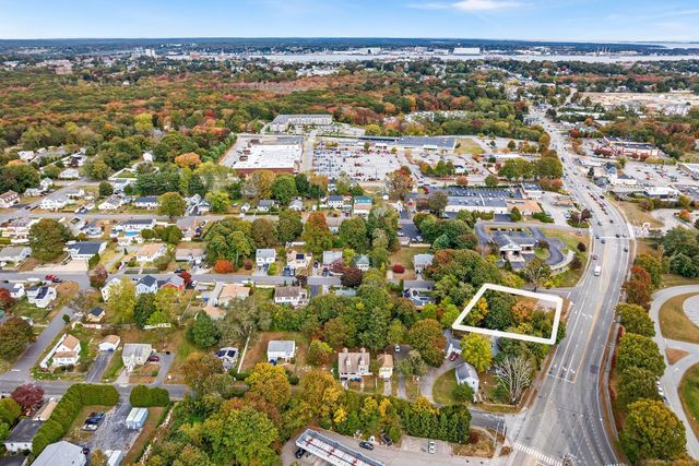 143 Boston Post Road, Waterford, CT 06385