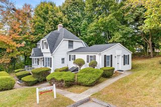 143 Boston Post Road, Waterford, CT 06385