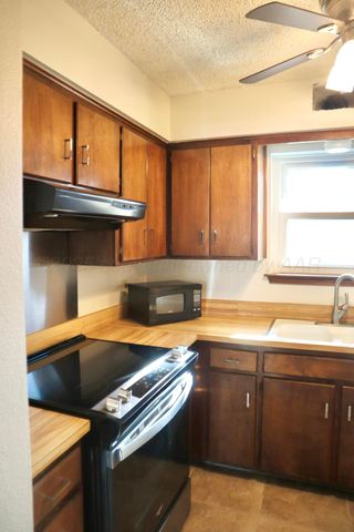 56 HUNSLEY Road, Canyon, TX 79015