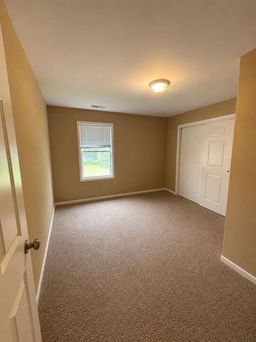 1300 Bobolink Road, Valparaiso, IN 46383