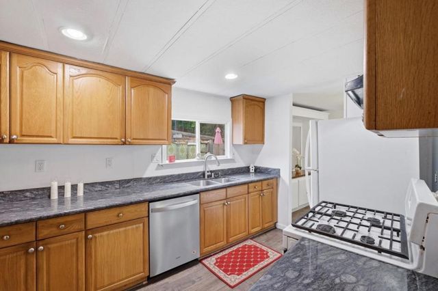 18285 China Grade, Boulder Creek, CA 95006