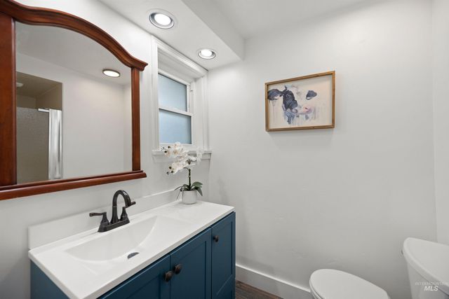 7816 E Victory Rd, Nampa, ID 83687