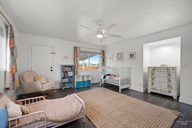 7816 E Victory Rd, Nampa, ID 83687