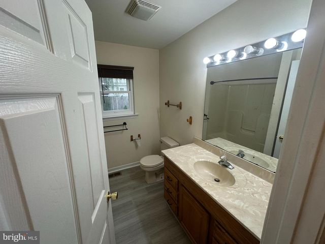 302 WOODSEDGE LN, Felton, DE 19943