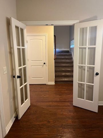 117 Carrington Avenue, Lowell, AR 72745