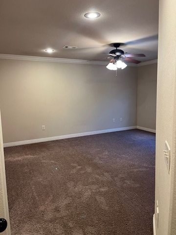 117 Carrington Avenue, Lowell, AR 72745