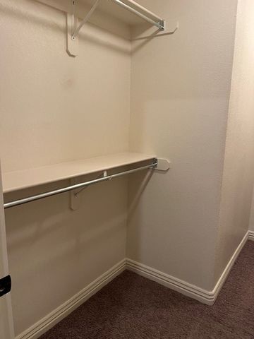 117 Carrington Avenue, Lowell, AR 72745