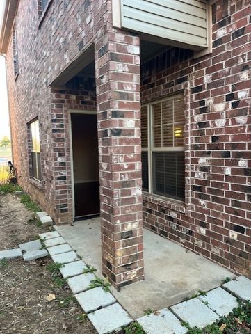 117 Carrington Avenue, Lowell, AR 72745