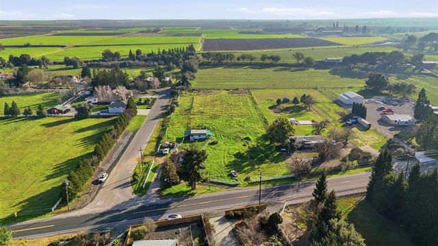 12242 Orange Blossom Rd, Oakdale, CA 95361