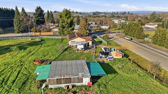 12242 Orange Blossom Rd, Oakdale, CA 95361