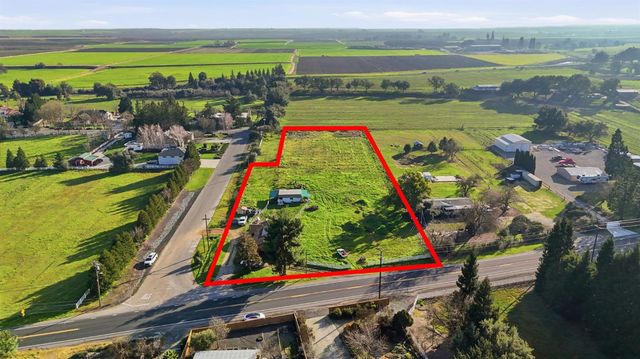 12242 Orange Blossom Rd, Oakdale, CA 95361