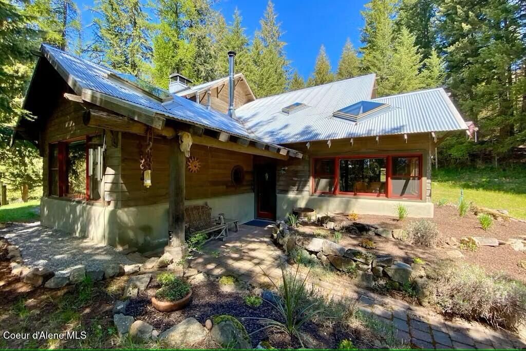 6162 Eureka Rd, Sagle, ID 83860 photo 3