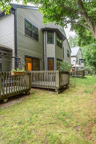 110 Dean St 55, Taunton, MA 02780