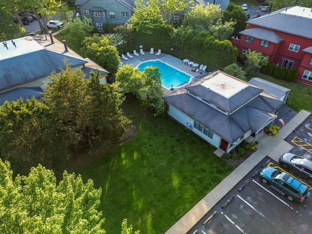 110 Dean St 55, Taunton, MA 02780