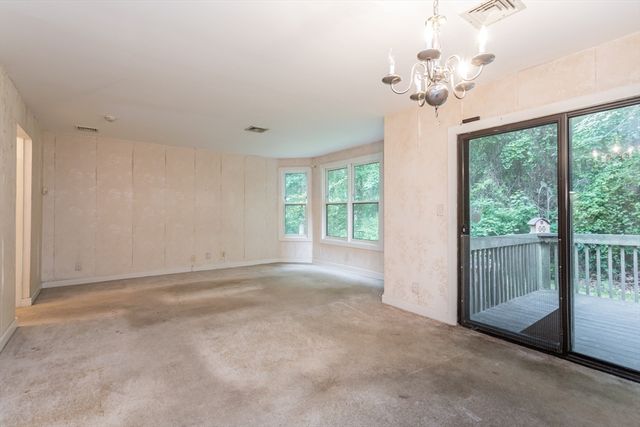 110 Dean St 55, Taunton, MA 02780