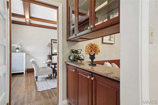 6335 Pershing Avenue, University City, MO 63130