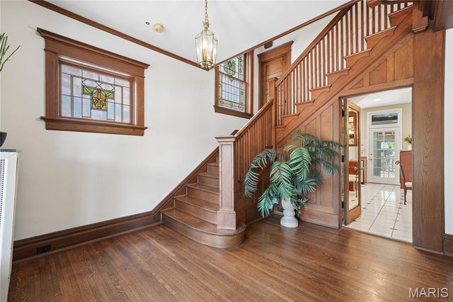 6335 Pershing Avenue, University City, MO 63130