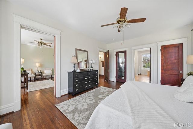 6335 Pershing Avenue, University City, MO 63130
