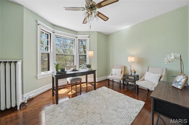 6335 Pershing Avenue, University City, MO 63130
