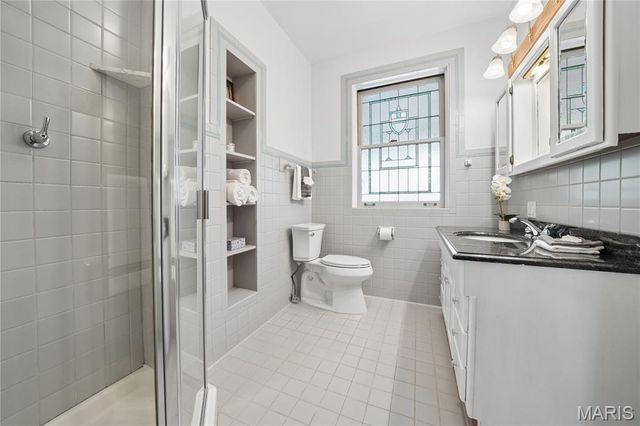 6335 Pershing Avenue, University City, MO 63130