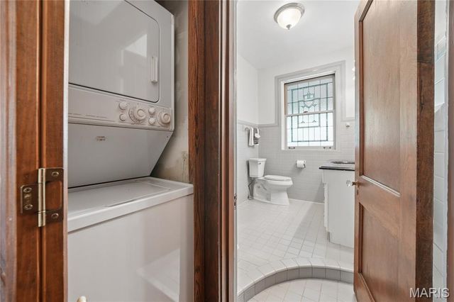 6335 Pershing Avenue, University City, MO 63130