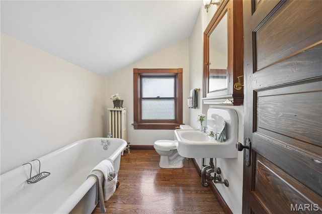 6335 Pershing Avenue, University City, MO 63130