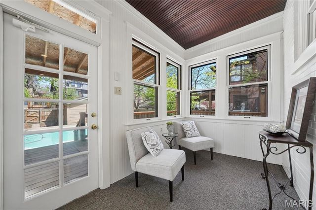6335 Pershing Avenue, University City, MO 63130