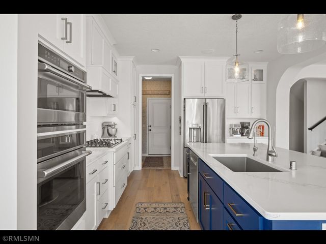 13475 Fondant Trail N, Hugo, MN 55038