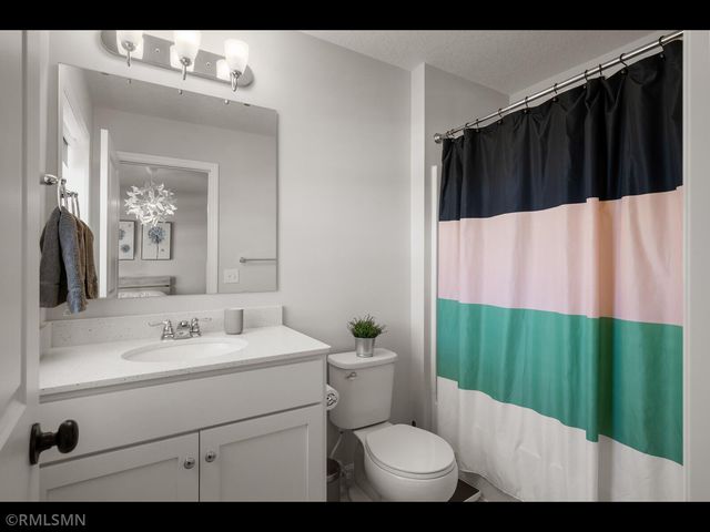 13475 Fondant Trail N, Hugo, MN 55038