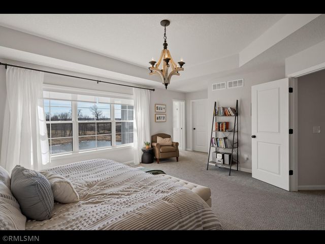 13475 Fondant Trail N, Hugo, MN 55038