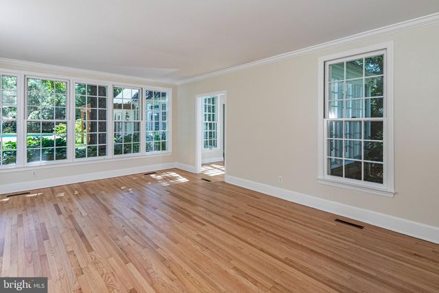 90 AUDUBON LN, Princeton, NJ 08540