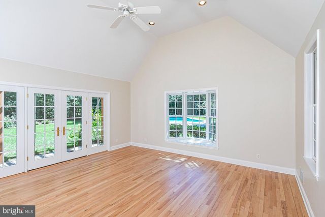 90 AUDUBON LN, Princeton, NJ 08540