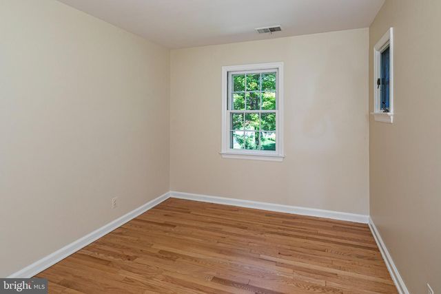 90 AUDUBON LN, Princeton, NJ 08540