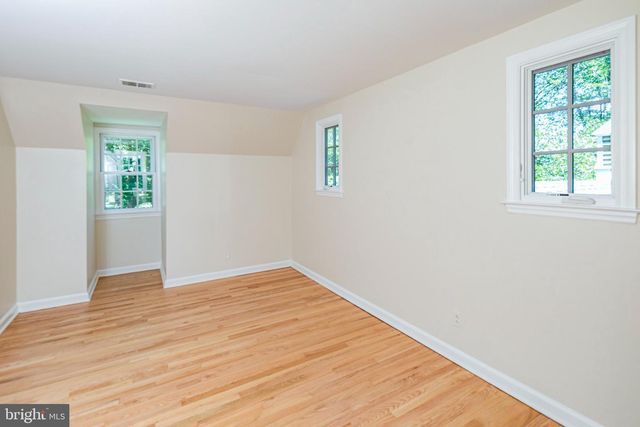 90 AUDUBON LN, Princeton, NJ 08540