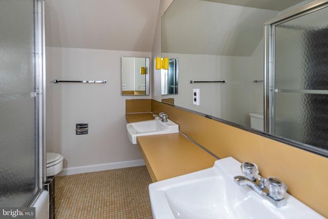 90 AUDUBON LN, Princeton, NJ 08540
