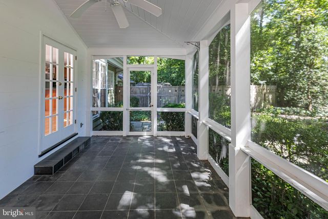 90 AUDUBON LN, Princeton, NJ 08540