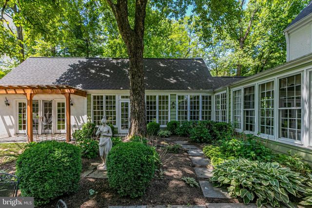90 AUDUBON LN, Princeton, NJ 08540