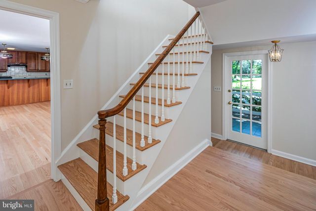 90 AUDUBON LN, Princeton, NJ 08540