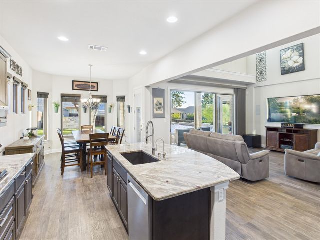 125 Frogfruit WAY, San Marcos, TX 78666