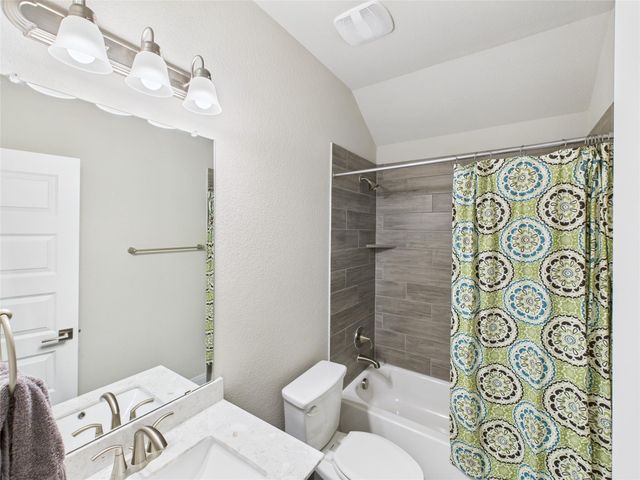 125 Frogfruit WAY, San Marcos, TX 78666