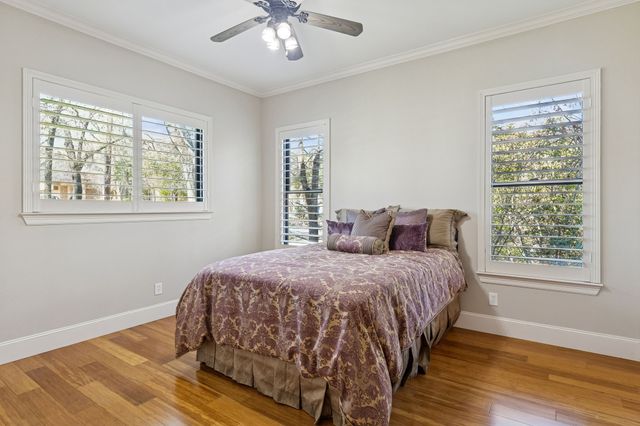 2966 Peninsula Drive, Grapevine, TX 76051