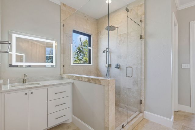 2966 Peninsula Drive, Grapevine, TX 76051