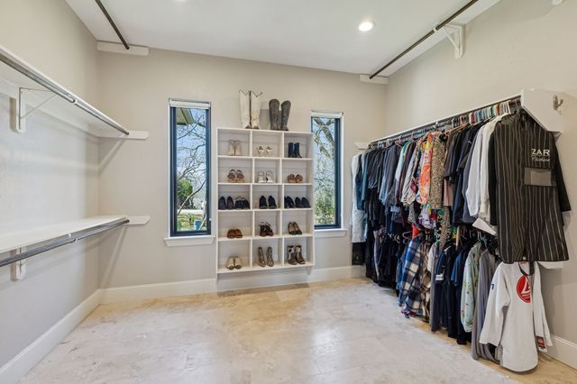 2966 Peninsula Drive, Grapevine, TX 76051