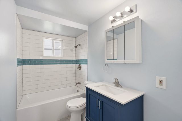 1317 E Decatur Ave, Spokane, WA 99208