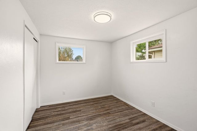 1317 E Decatur Ave, Spokane, WA 99208