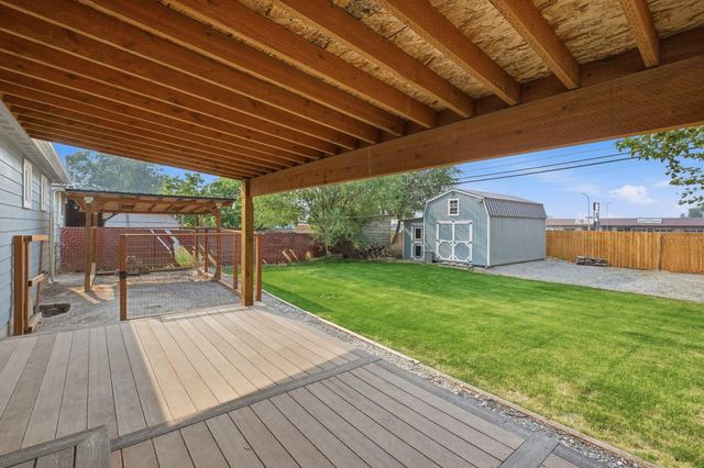 1317 E Decatur Ave, Spokane, WA 99208
