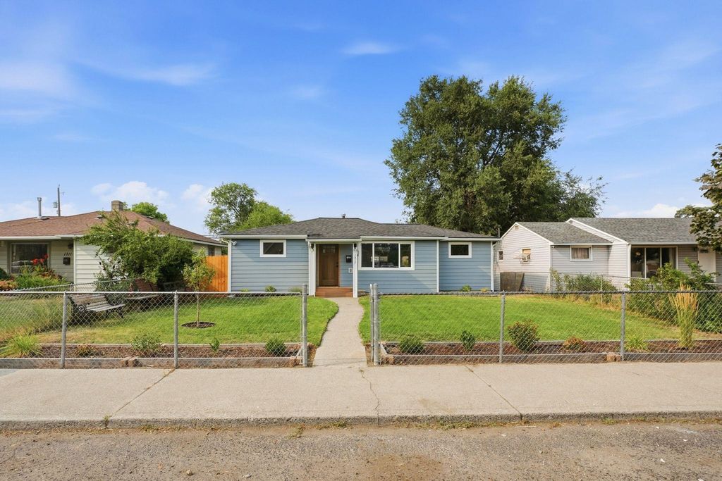 1317 E Decatur Ave, Spokane, WA 99208 photo 1