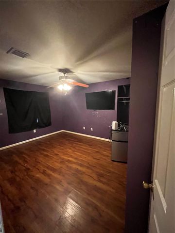 2705 Brewster Street, Houston, TX 77026