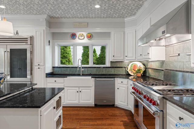 94 SE Scenic Drive SE, Huntsville, AL 35801